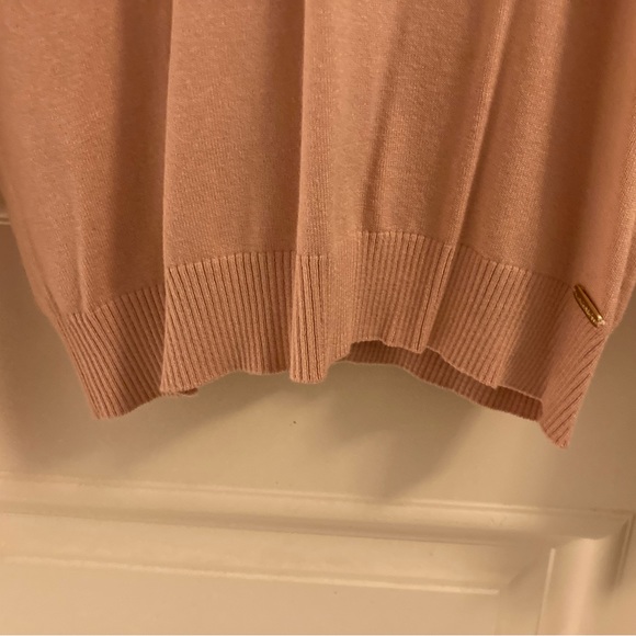 Calvin Klein light pink turtleneck sweater - Picture 6 of 7